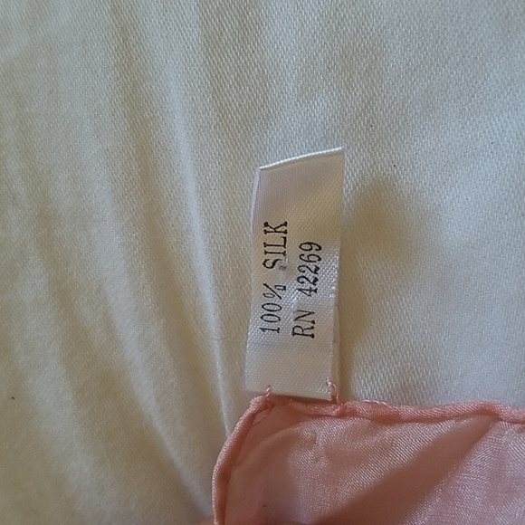 Scarf - Picture 4 of 4